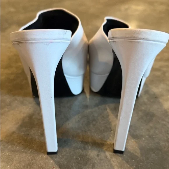 Authentic Versace White platform Mules with Medusa Detail - Picture 4 of 9